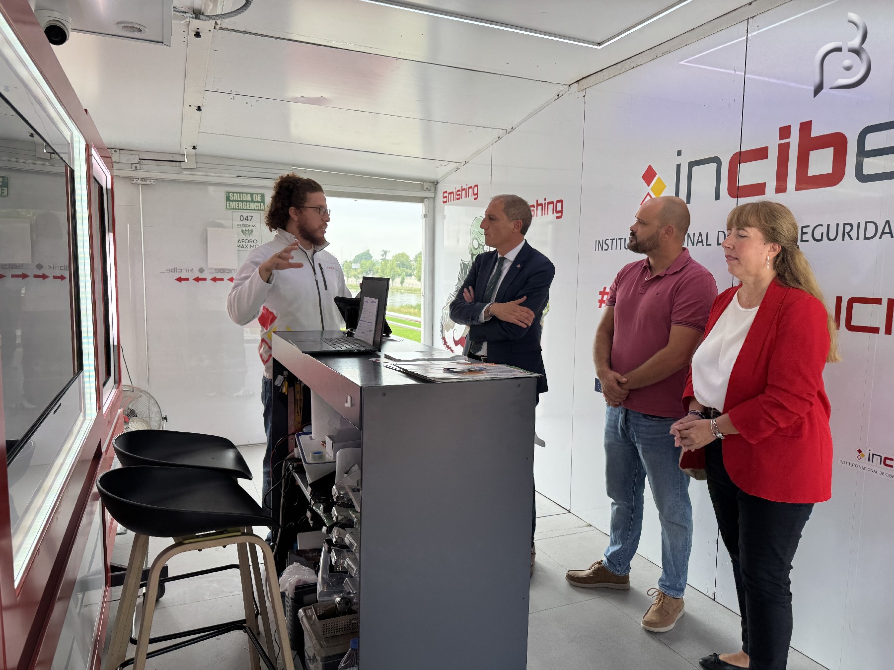 Visita a les installacions
