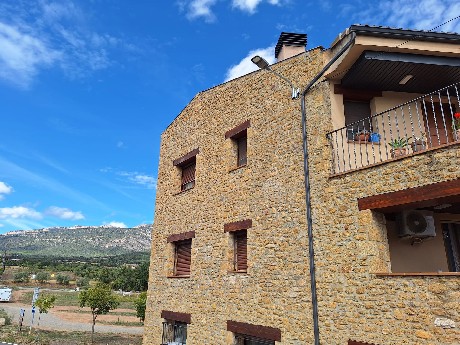 Nou fanal en una faana d'ger