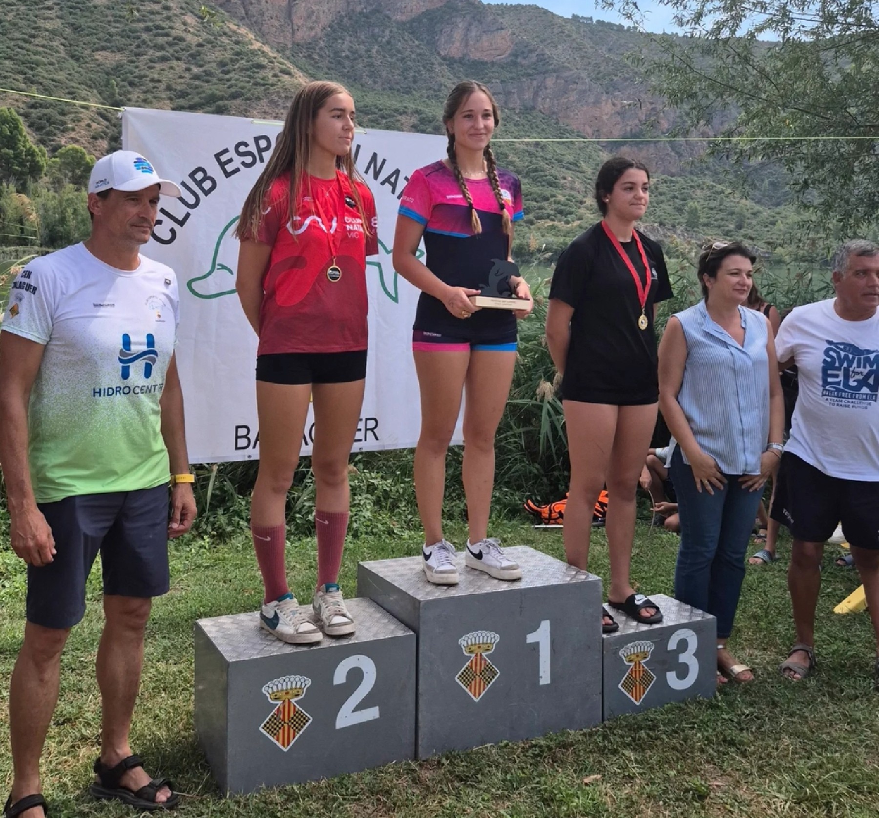 Entrega de premis a un dels podis