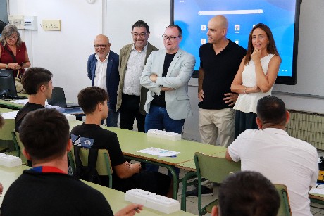 Visita de la consellera a un centre educatiu